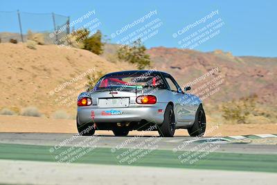 media/Dec-13-2025-Extreme Speed (Sat) [[d129ecb0b9]]/Beginner/Session 2 (Turn 4)/